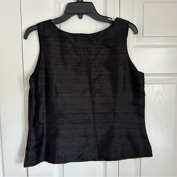 Chicos 1 Womens Silk Side Zip Textured Black Tank Sz M Minimalist Capsule Office - Picture 2 of 11